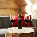 In By Slope & Sauna Chalet